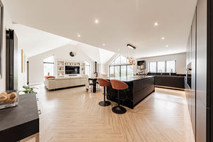 Photo 10- click for photo gallery